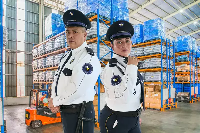 3 Errores Comunes al Contratar Servicios de Seguridad Privada para Almacenes y Cómo Evitarlos